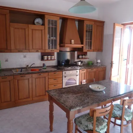 Relax Near The Center, Bedroom With Private Bathroom Città di Lipari